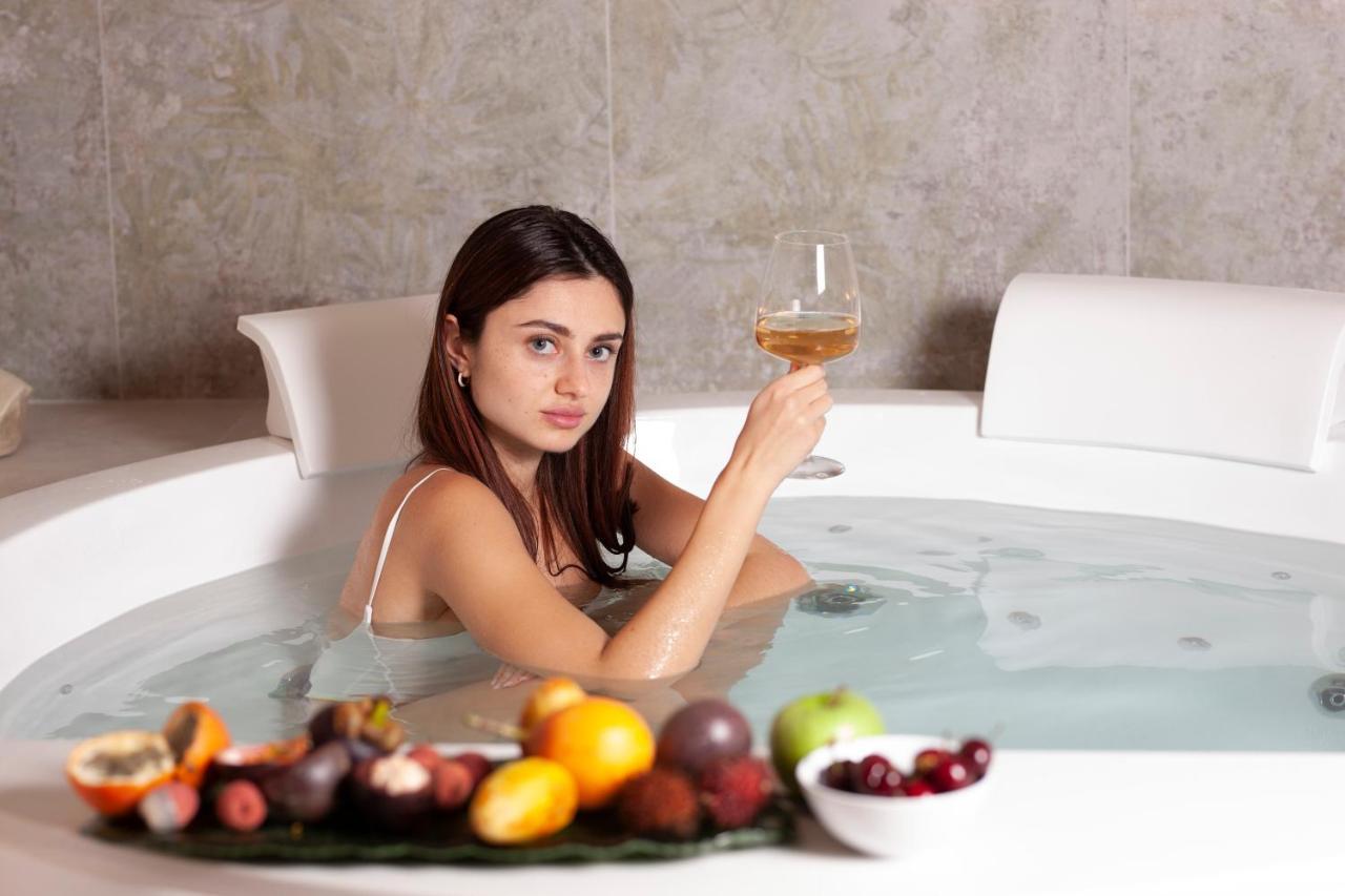 Je T'Aime Luxury Suite And Relax Conversano Dış mekan fotoğraf